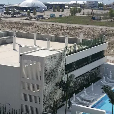 The Horse - De Silva Lejlighed Mamaia