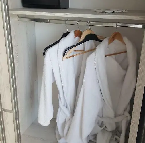 The Horse - De Silva Apartment